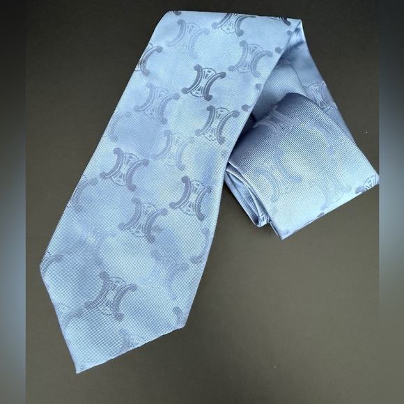 LOT 1711 Celine vintage tie 100% silk - Picture 3 of 9